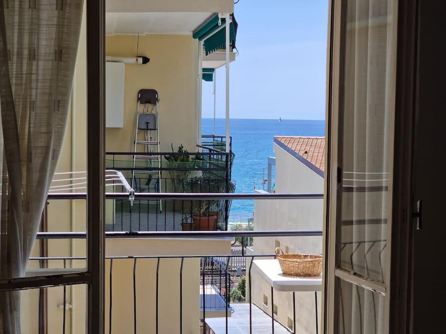 [50 metri dal mare] - Free parking e A/C Leilighet Pietra Ligure Eksteriør bilde