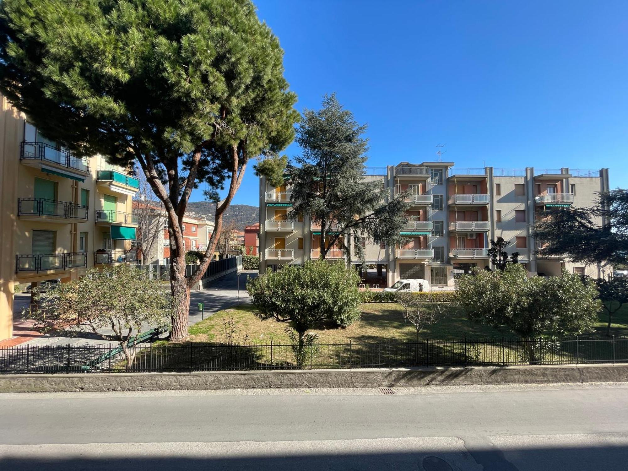 [50 metri dal mare] - Free parking e A/C Leilighet Pietra Ligure Rom bilde