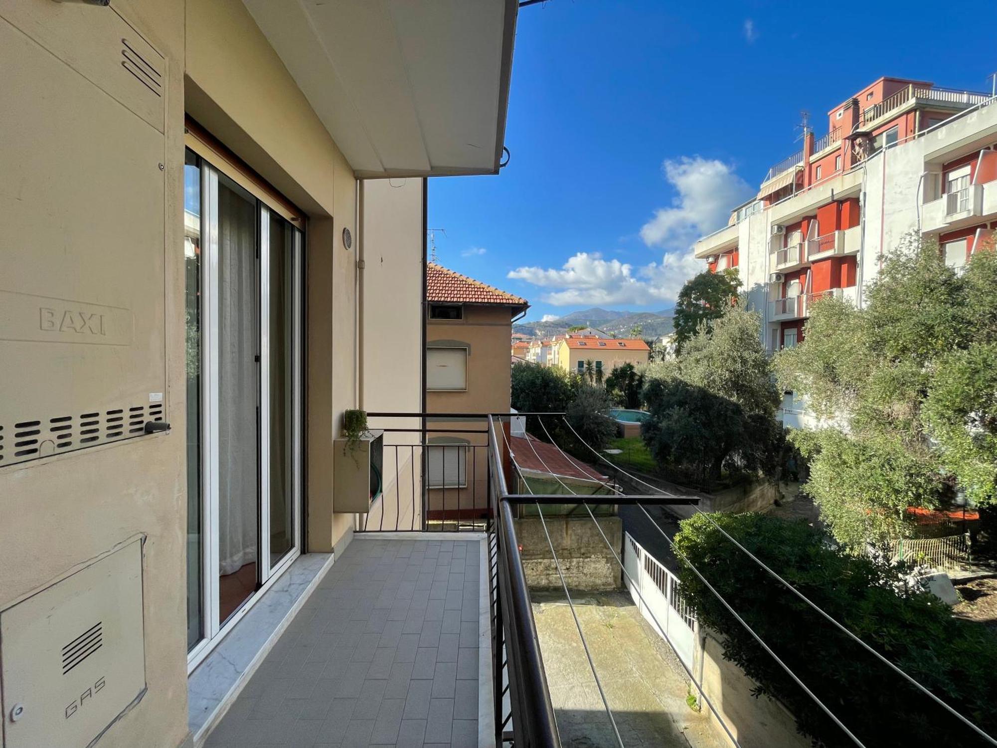 [50 metri dal mare] - Free parking e A/C Leilighet Pietra Ligure Rom bilde